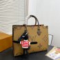 Large size 125, medium size 125 with pendant and gift boxSize 40  3235  27LV Ontheg
