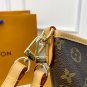 Large size 170, medium size 160, small size 130 with folding gift box LV Carryall armpit b
