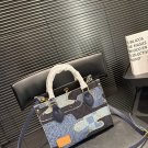 Large size P150, small size P145 LV Onthego jungle tote bag has simple and sharp lines, an