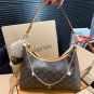 Large size P170, small size P160 with airplane box folding box LV armpit bag. This year's