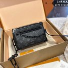 Leather P190 Folding Gift Box PackagingThe LV limited edition square box bag is the best