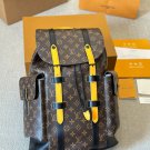 Leather version p160Dear friends, today we bring you a super fashionable bag - LV Grey W_101