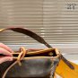 Leather version P170LV Carryall BB handbagThe LV Carryall BB handbag is made of classi