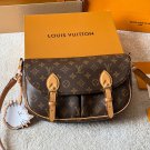 Leather version p195LV x Grace Coddington collaboration cat ESCAPEMeowgram crossbody bag