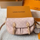 Leather version p195LV x Grace Coddington collaboration cat ESCAPEMeowgram crossbody bag_1898