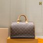 Leather version P210The Lv Speedy 30cm pillow bag has no difference in style, interior,