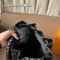 Leather version P260LV Neoonoe Bucket BagLV Neoonoe bucket bag, black Monogram embosse