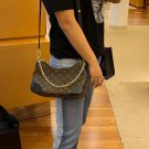 LV Boulogne croissant black is perfect for cool girlsLv Boulogne Bullock @ BlackThis y