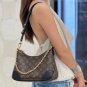 LV Boulogne croissant black is perfect for cool girlsLv Boulogne Bullock @ BlackThis y