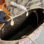 LV Cat Co branded Shopping Bag p215This is a cat themed shopping bag co branded by Louis