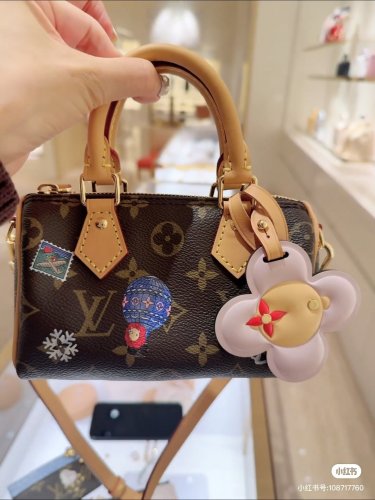 Lv Christmas Limited Edition#Speedy with cute Vivian, super beautiful