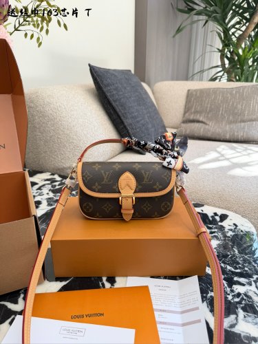 LV Diane Nano Mini Stick Bag p165LV Diane Nano Mini Stick Bag, Classic MonogramEmprein