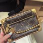 LV good-looking men's bagMini soft trunk is a men's bag that I love so much! Extremely