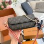 LV Ivy WOC handbag p170The LV lvy WOC handbag is a classic item from Louis Vuitton's 202