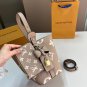 LV Louis Vuitton Bucket P135_837