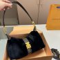 LV Louis Vuitton Mao Mao Niu Jiao Bao p135