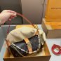 LV Louis Vuitton Underarm Knuckle P120