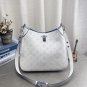 LV must buy bag LV bucket bag is one of the few bags that looks more and more durable. I