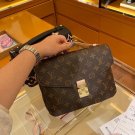 LV Old Flower Postman Bag is the king of cost-effectiveness!  !LV entry-level model high