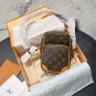 LV phone bag camera bag p200M14014 Oldflower, this stylish Amazone slanted backpack is m