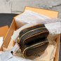 LV phone bag camera bag p200M14014 Oldflower, this stylish Amazone slanted backpack is m