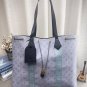Lv TottThe super popular Tote tote bag is a favorite for daily commuting and is worth bu