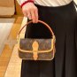 LVnano likes cute little ones, please come in! Paired with a decorative chain, it looks ab
