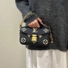 Lv's new mailman bag continues to gain popularity