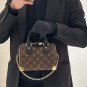 No wonder the LV show is too topFull of fashionable retro feeling, classic vintage flowe