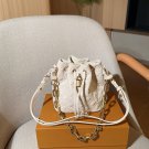 one hundred and eightyDynamic chipLV Louis Vuitton25fw new water bucket bag, shoulde