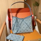 one hundred and ninetyChip versionLv Louis VuittonNew denim embossed denim carryall