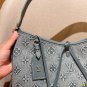 one hundred and ninetyChip versionLv Louis VuittonNew denim embossed denim carryall
