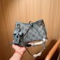 one hundred and ninety-fiveChip versionLv Louis VuittonNew denim embossed denim carr
