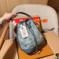 one hundred and seventy-fiveChip versionLv Louis VuittonDenim denim bucket bag! sing