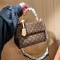 one hundred and seventy-fiveLv Louis VuittonCluny BB Clooney Flip BagSize 25cmgift