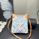 one hundred and seventy-fiveSize 28.32cmLV Murakami Takashi series crossbody bag, high
