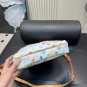 one hundred and seventy-fiveSize 28.32cmLV Murakami Takashi series crossbody bag, high