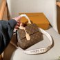 one hundred and seventyLv Louis VuittonCluny BB Clooney Flip BagSize 20cmgift box