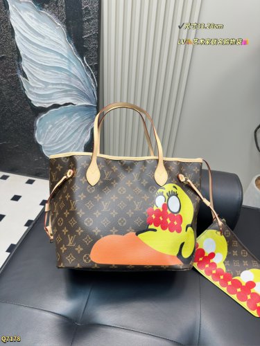 one hundred and seventySize 33.28cmLv co branded neverfull limited edition super out o