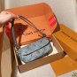 one hundred and sixtyChip versionLv Louis VuittonDenim Cowboy Ivy Mahjong Bun! Chain