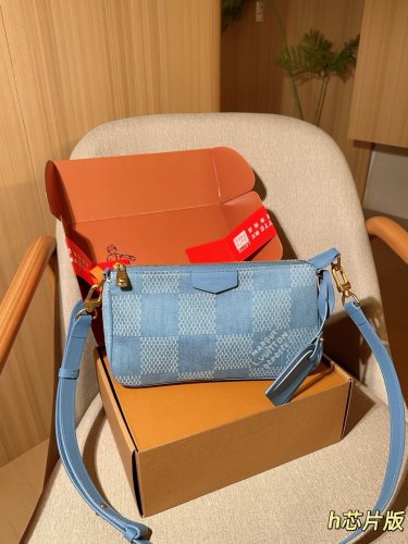 one hundred and sixty-fiveChip versionLv Louis VuittonNew Denim Cowboy Blue Hobo Und
