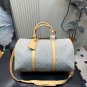 one hundred and sixty-fiveSize 45.25cmNew LV denim denim popular travel bag! Each cele