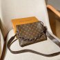one hundred and tenLv Louis Vuitton26th toiletries bag, hand-held bag, crossbody bag