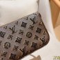 one hundred and thirtyChip versionLVLouis VuittonNew Old Flower Sparkling Mahjong P