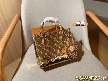 one hundred and thirtyDynamic chipLV onthego Louis Vuitton Limited Edition Mirror Sk_2379