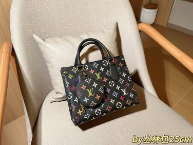 one hundred and thirty-fiveLV onthego Louis Vuitton Black Tri Color Jungle BagSize