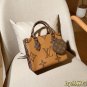 one hundred and thirtyLV onthego Louis Vuitton Jungle BagSize 25cmgift box packag