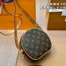 Original Reproduction ￥ 170 Airplane BoxBeeswax yellow skinLV small round pancake bag