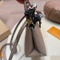 Original Reproduction &iuml;&iquest;&yen; 195 Airplane BoxBeige Lv Montaigne BagAn entry-level style! A