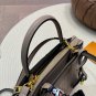 Original Reproduction &iuml;&iquest;&yen; 195 Airplane BoxBeige Lv Montaigne BagAn entry-level style! A